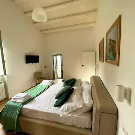 Casello 79 Rais Willa Finale