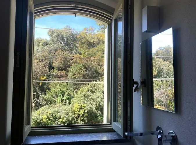 Vila Casello 79 Rais