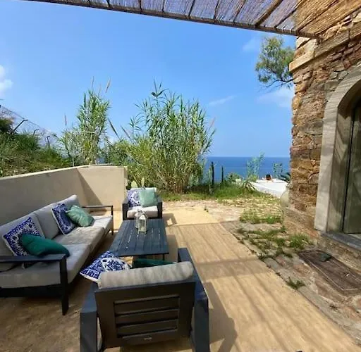 Vila Casello 79 Rais