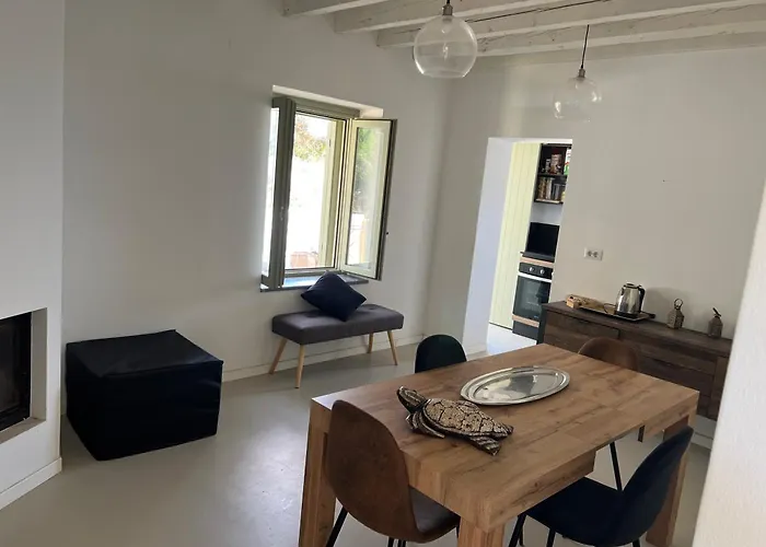 Casello 79 Rais Vila Finale